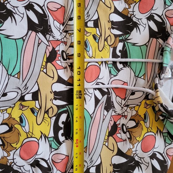 Looney tunes long sleeve shirt - Picture 3 of 5